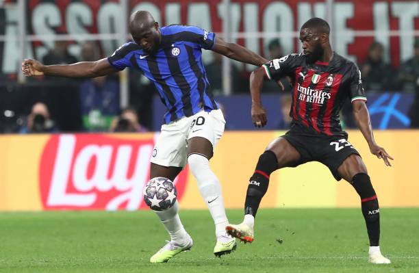 彩纷呈的比 彩纷呈的比